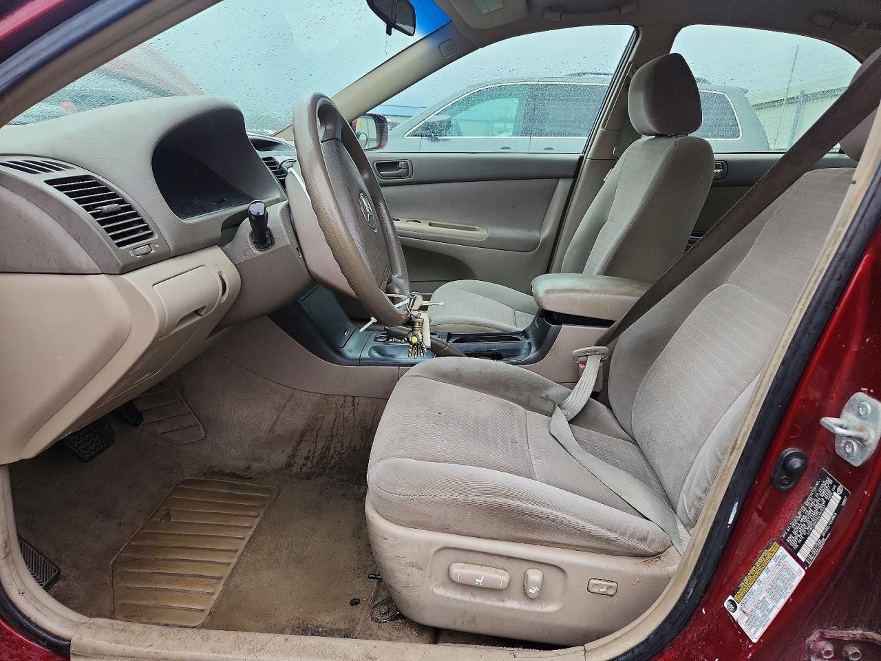 2006 Toyota Camry Le - Image 7