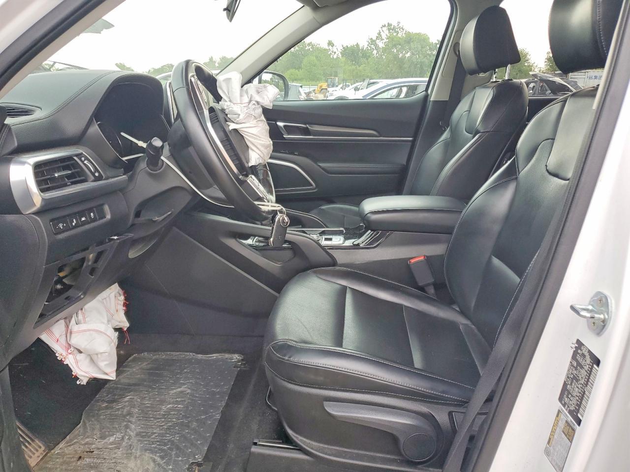 2022 Kia Telluride Lx - Image 7
