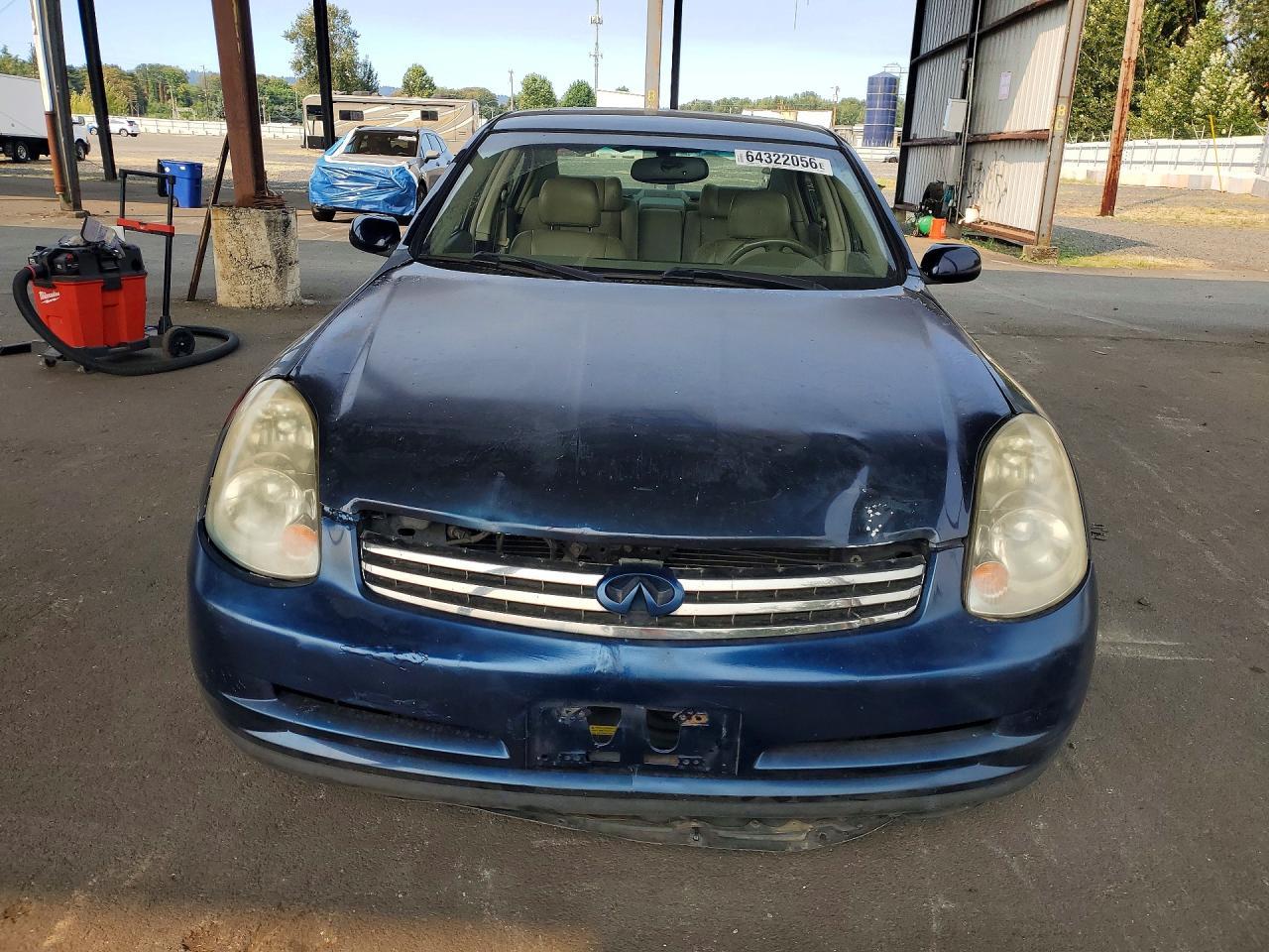 2004 Infiniti G35 Base - Фото 5