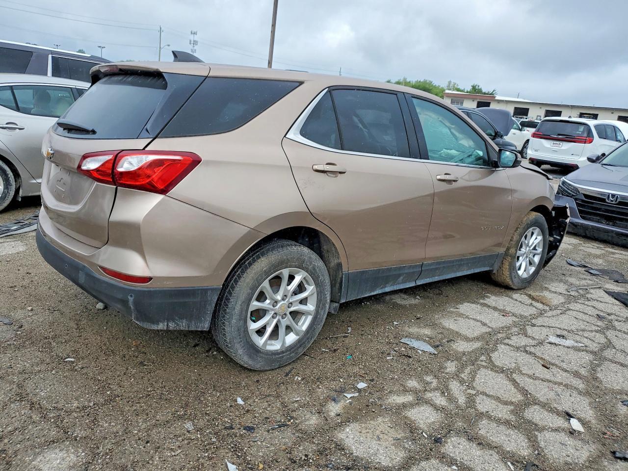 2019 Chevrolet Equinox Lt - Фото 3