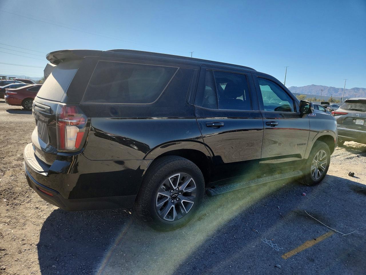 2024 Chevrolet Tahoe K1500 Z71 - Image 3