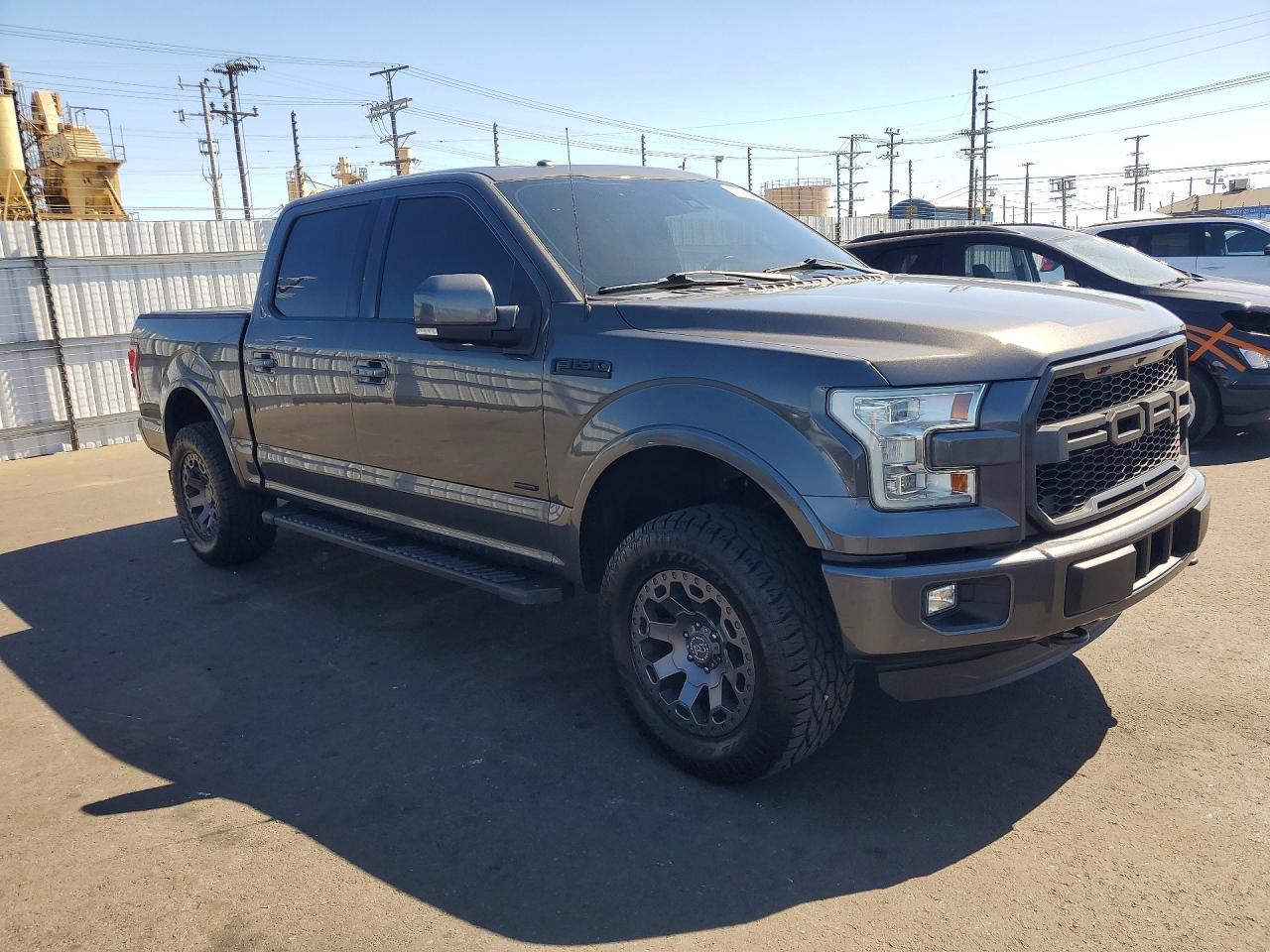 2016 Ford F150 Supercrew - Image 4