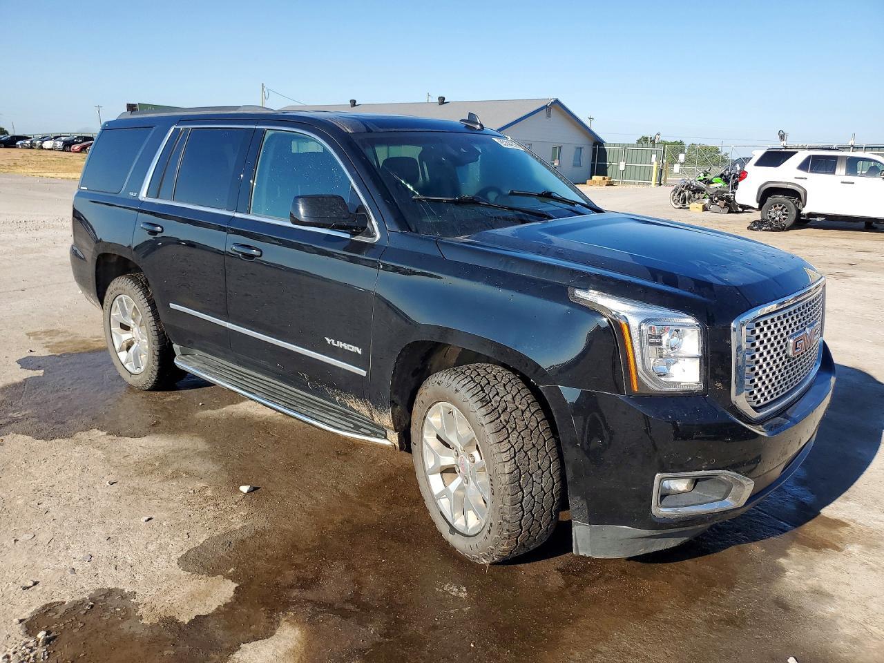 2017 GMC Yukon Slt - Фото 4
