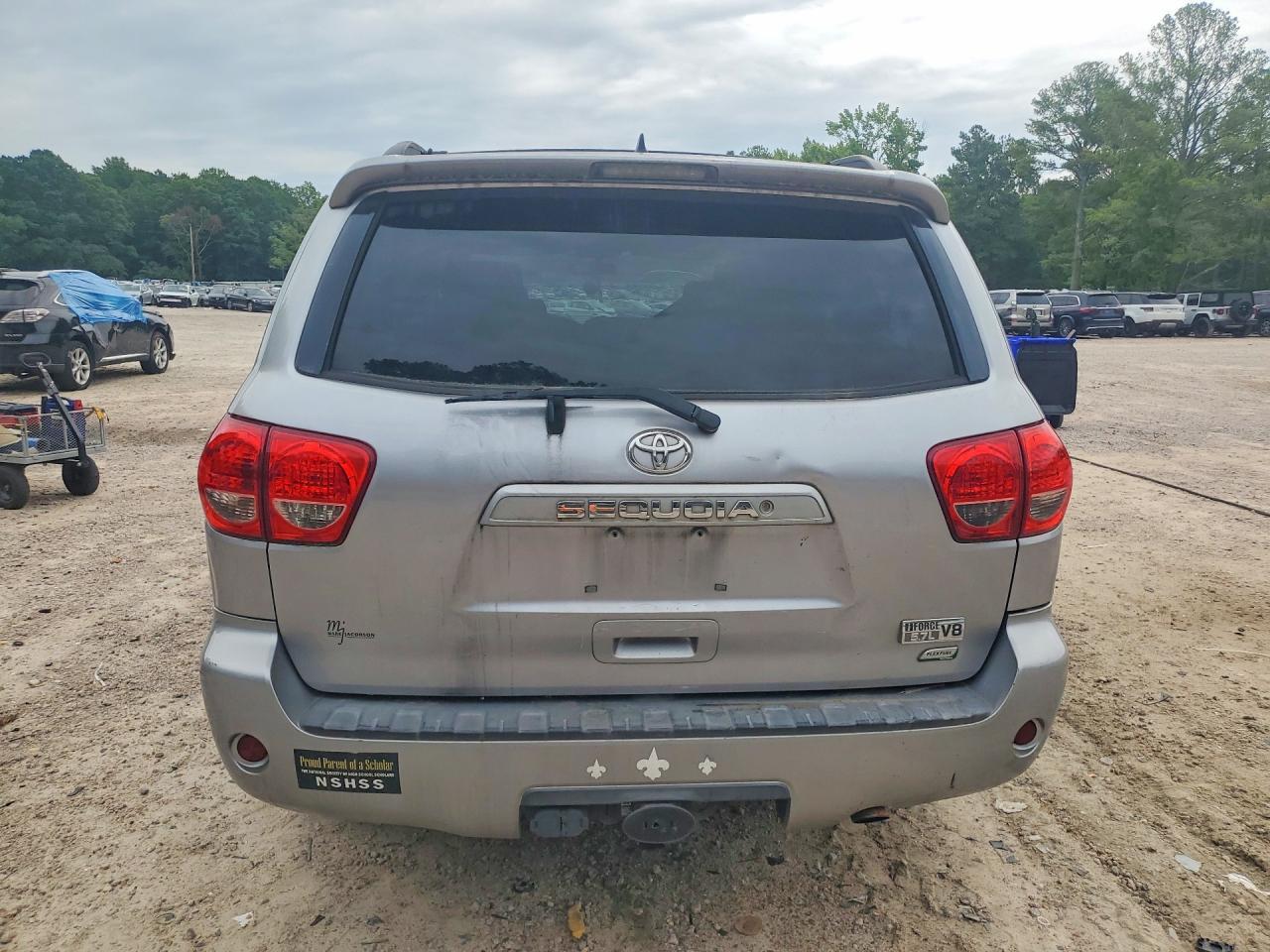 2012 Toyota Sequoia Sr5 - Фото 6