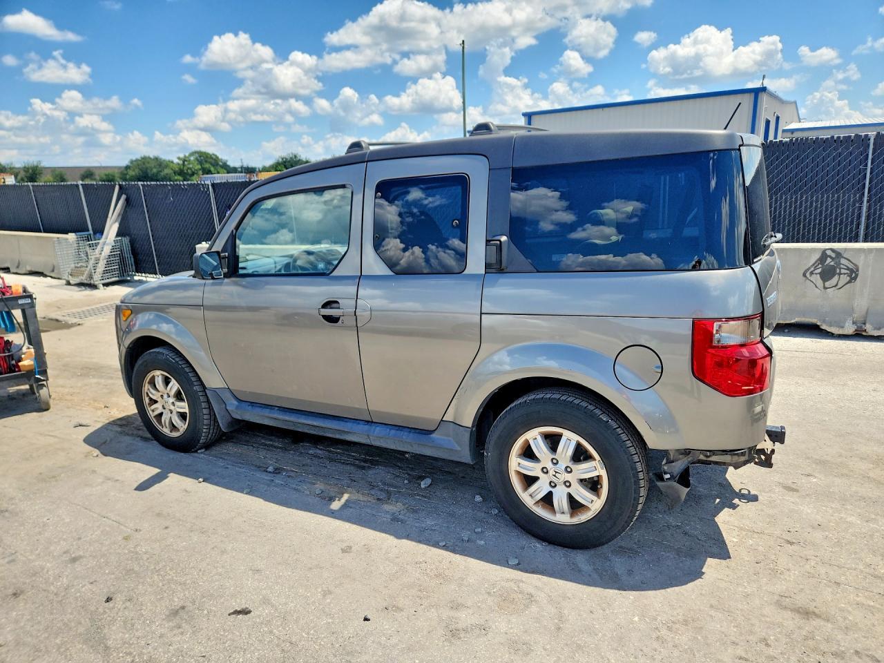 2008 Honda Element Ex - Image 2