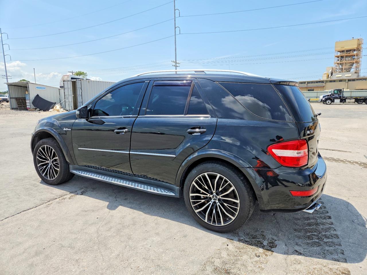 2009 Mercedes-Benz Ml 63 Amg - Image 2