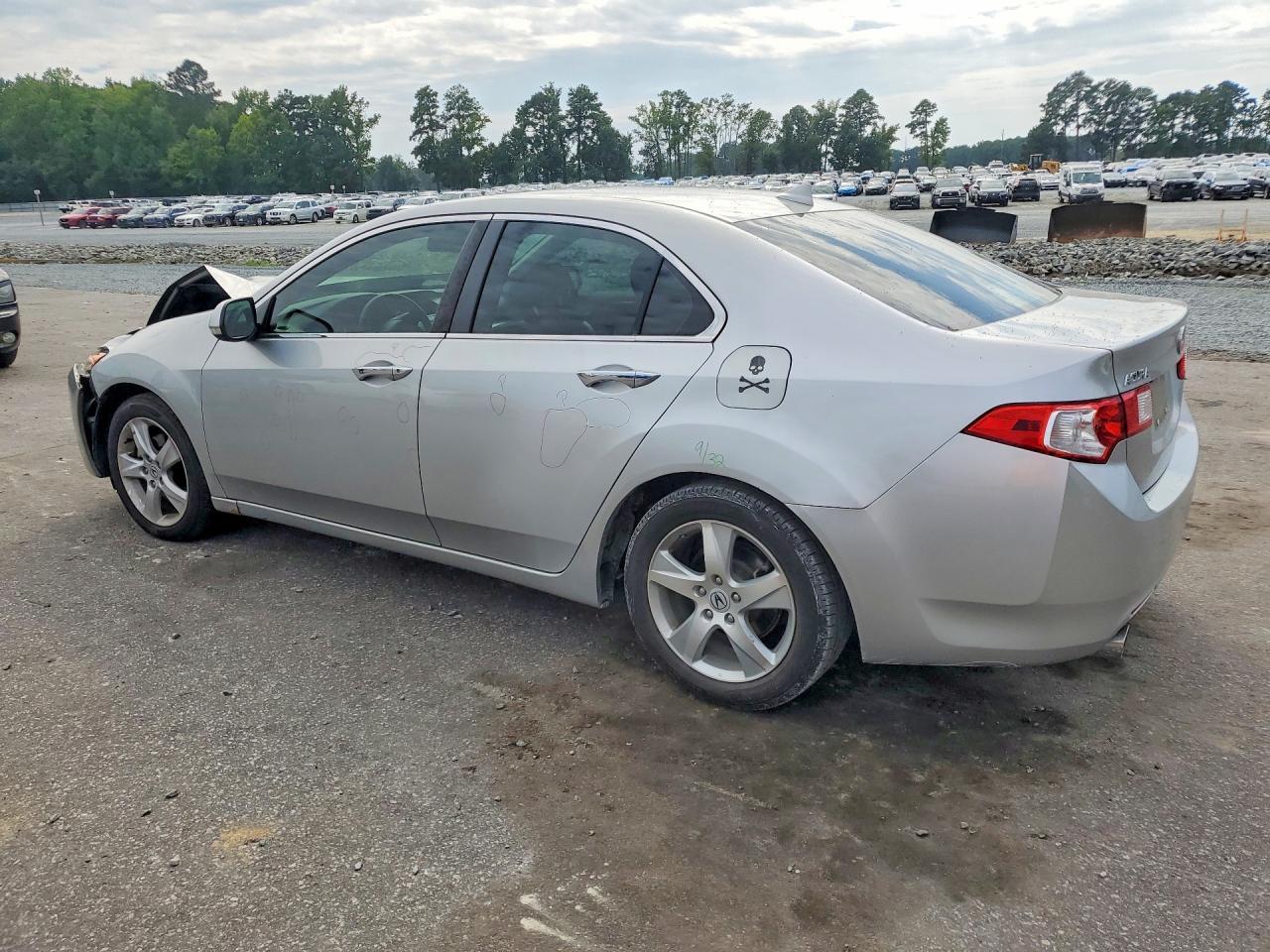 2010 Acura Tsx - Image 2