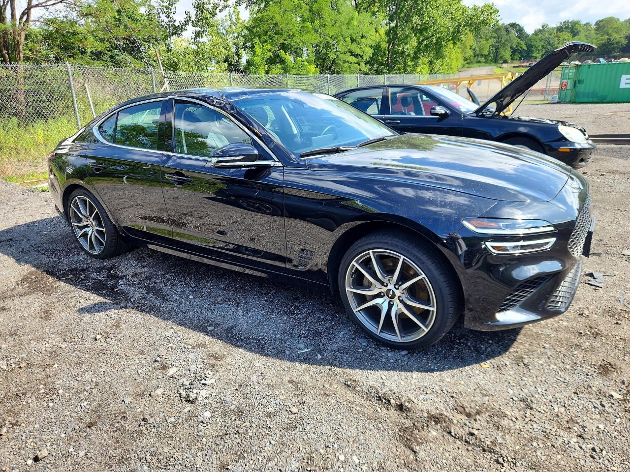 2026 Genesis G70 2.5T Standard - Image 4
