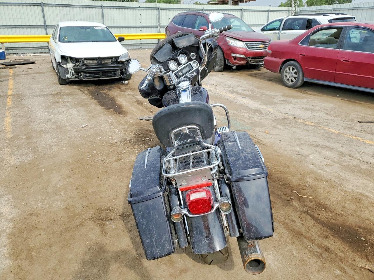 2004 Harley-Davidson Flhtcse - Image 4