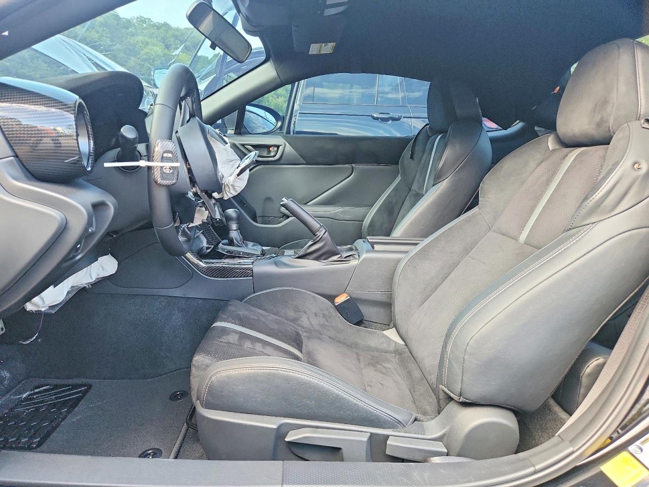 2026 Toyota Gr 86 Premium - Фото 7