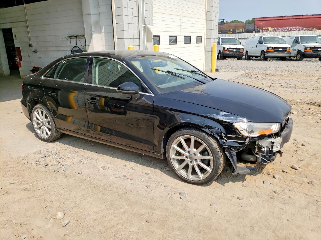 2015 Audi A3 Premium - Фото 4