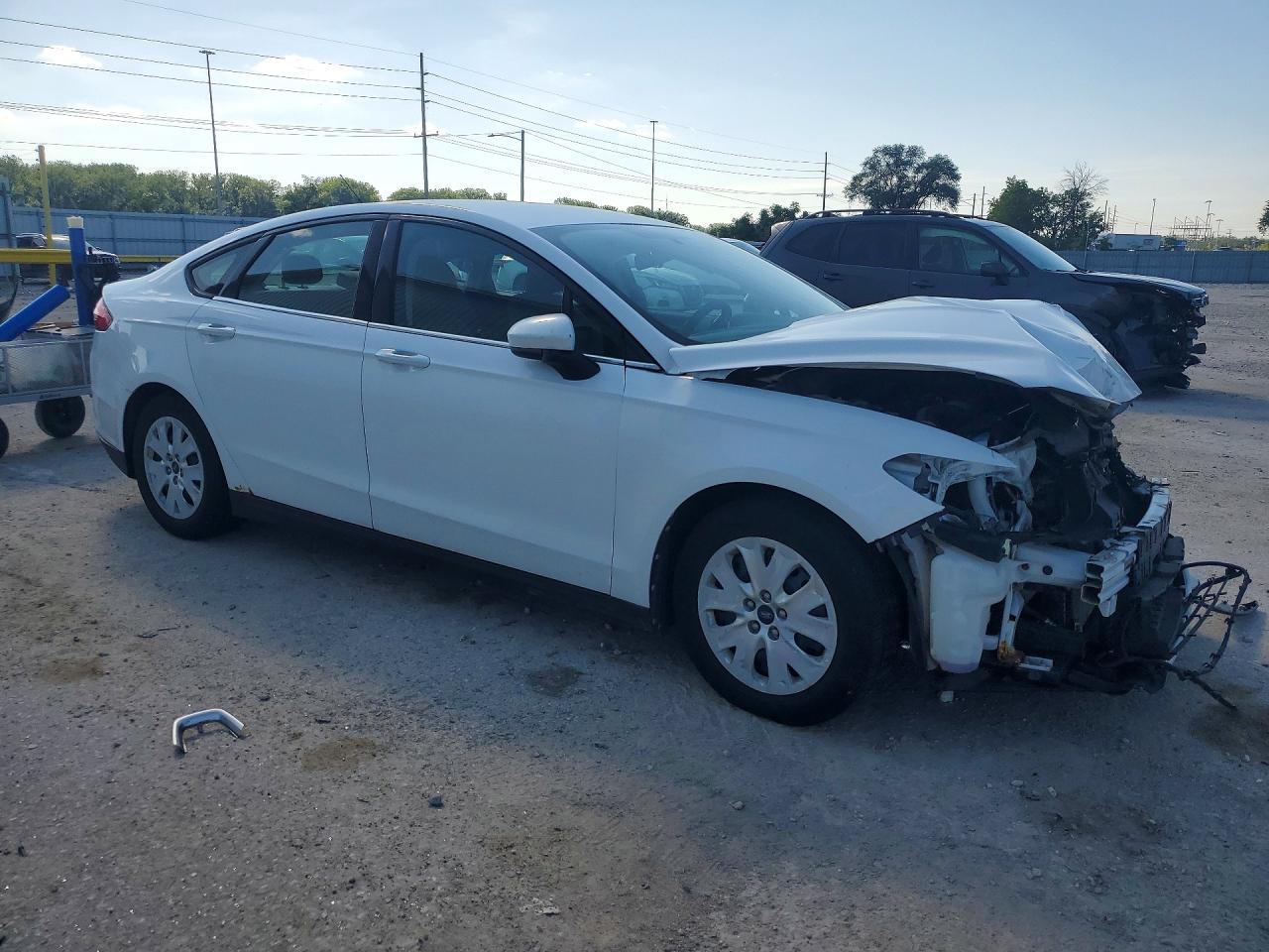 2013 Ford Fusion S - Фото 4