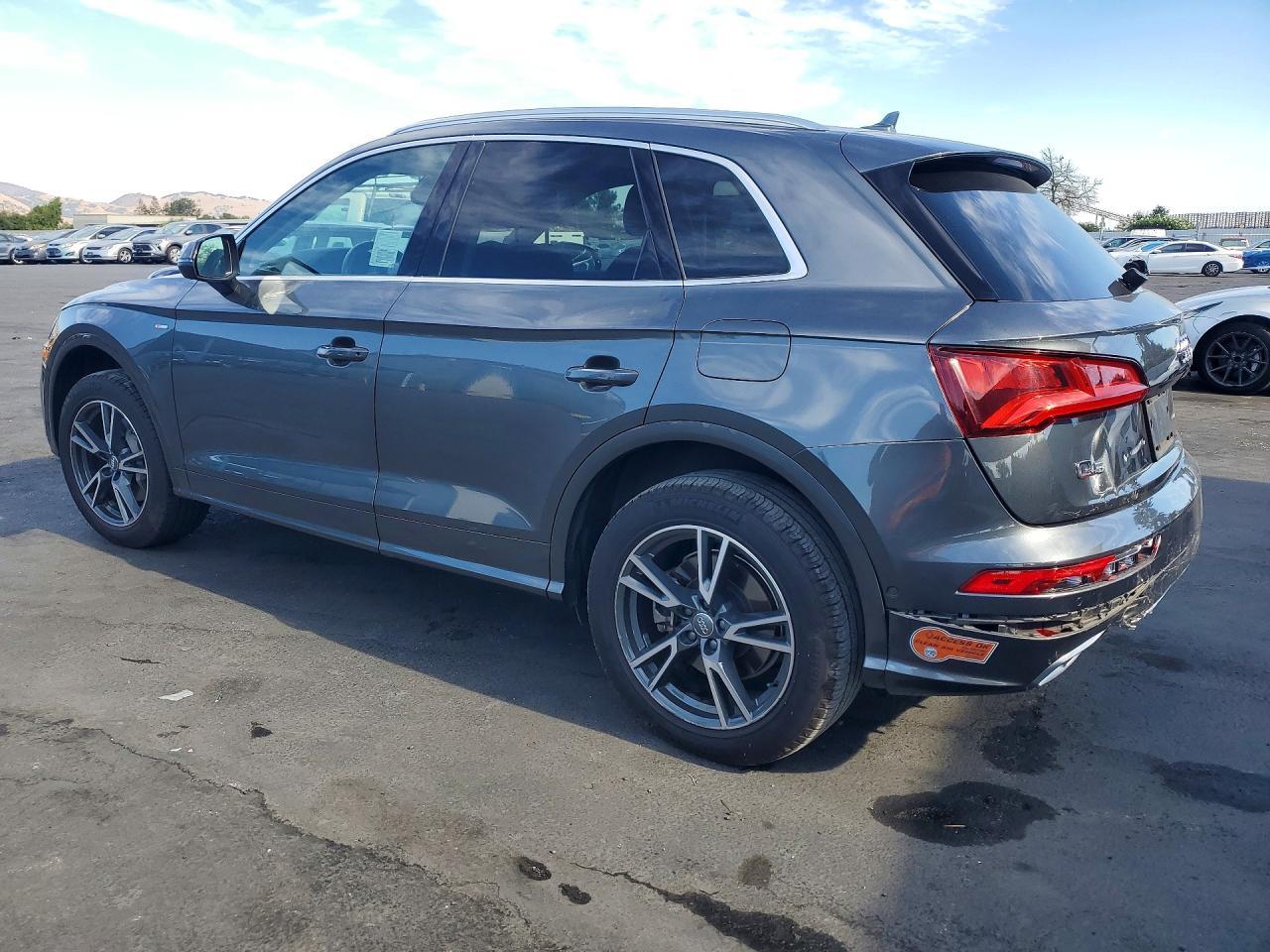 2020 Audi Q5 E Prestige - Фото 2