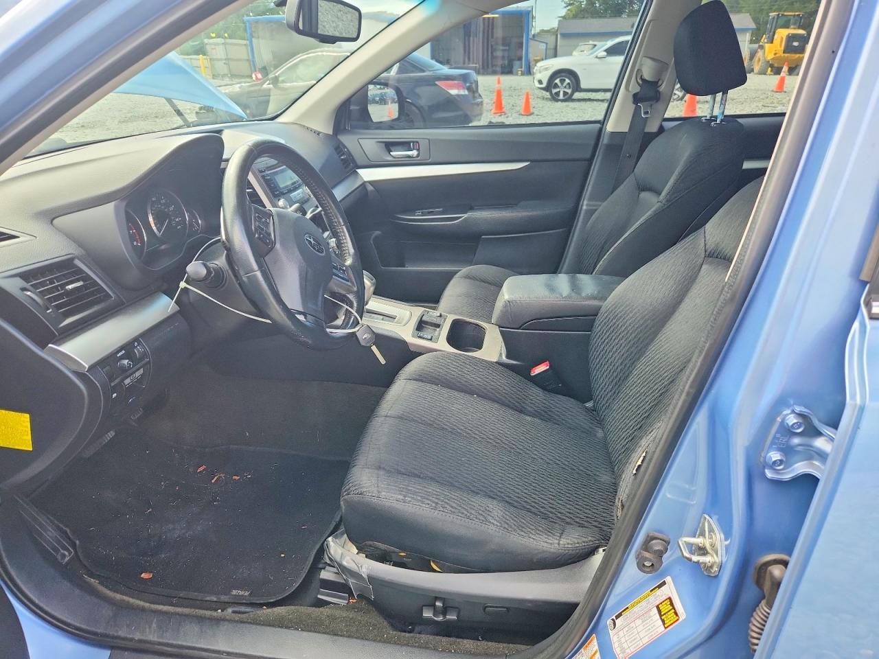2012 Subaru Outback 2.5I Premium - Фото 7