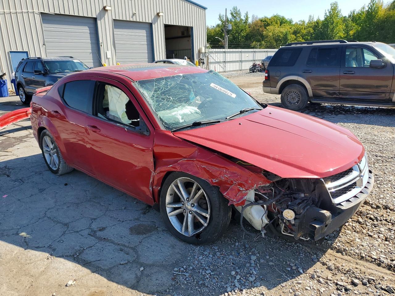 2011 Dodge Avenger - Image 4