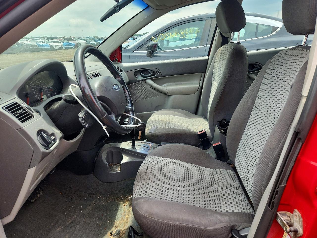 2005 Ford Focus Zx4 - Фото 7