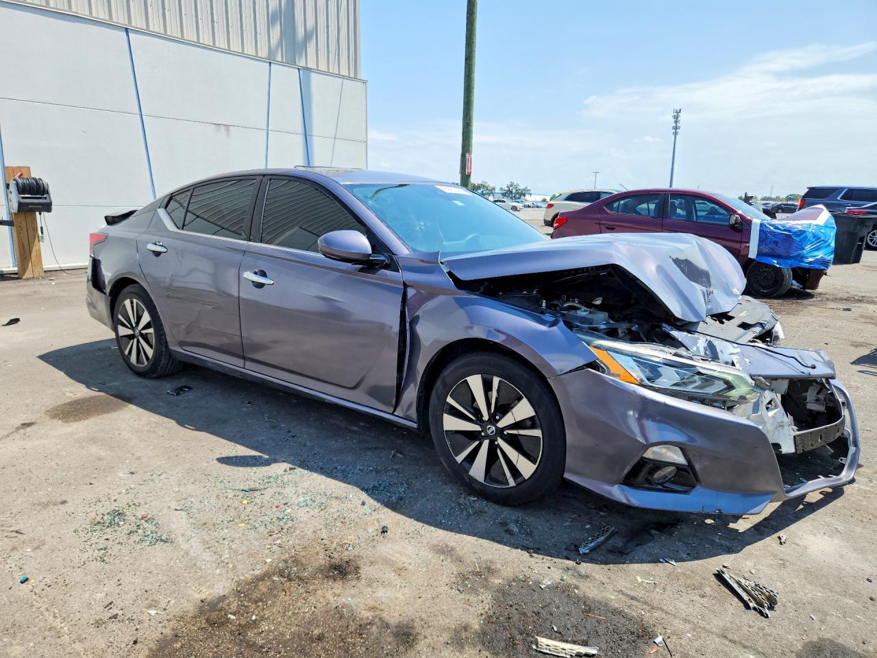 2019 Nissan Altima Sl - Image 4
