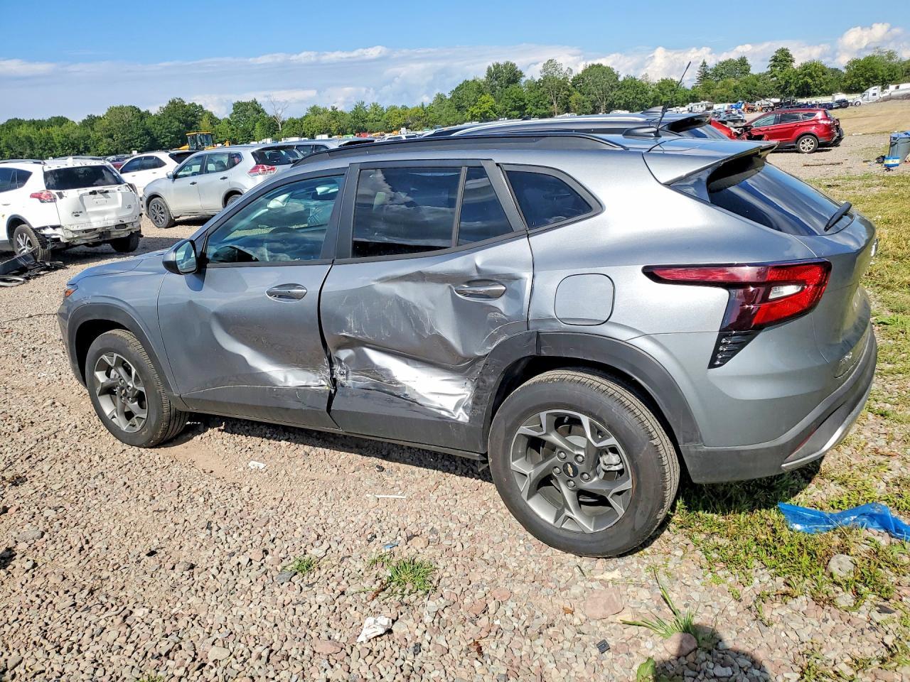 2026 Chevrolet Trax 1Lt - Image 2