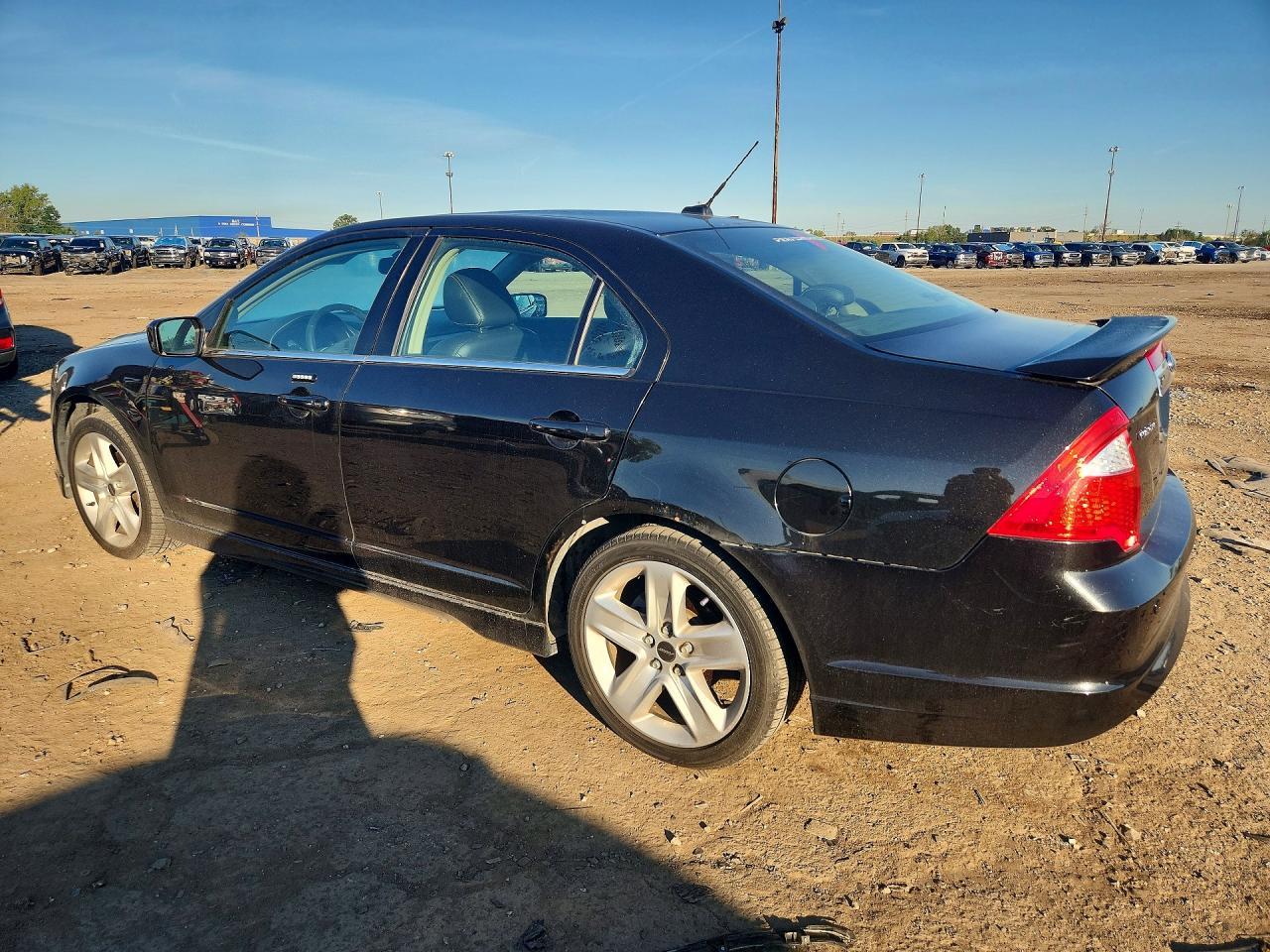 2010 Ford Fusion - Фото 2