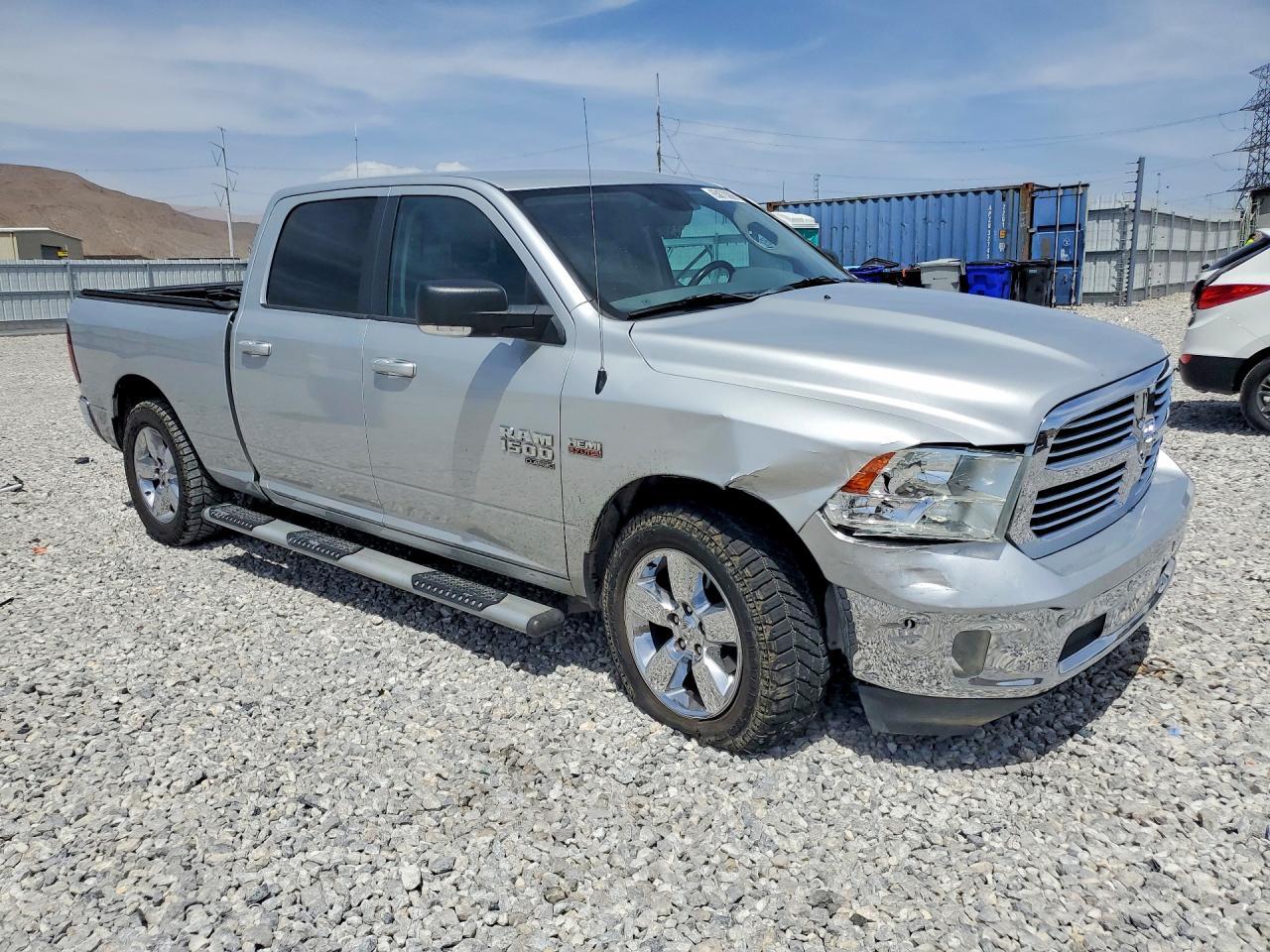 2019 Ram 1500 Classic Slt - Фото 4