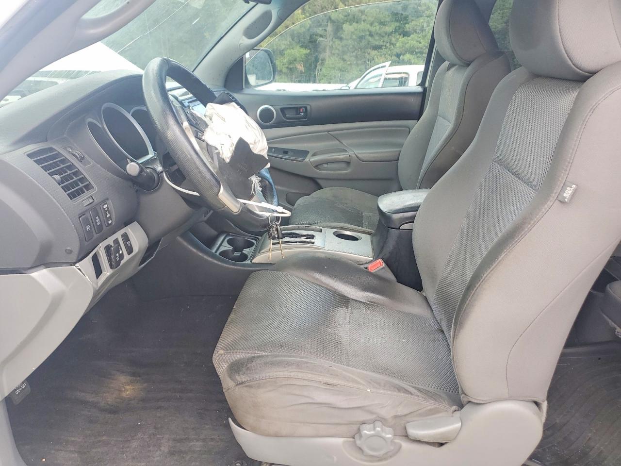 2014 Toyota Tacoma V6 - Image 7
