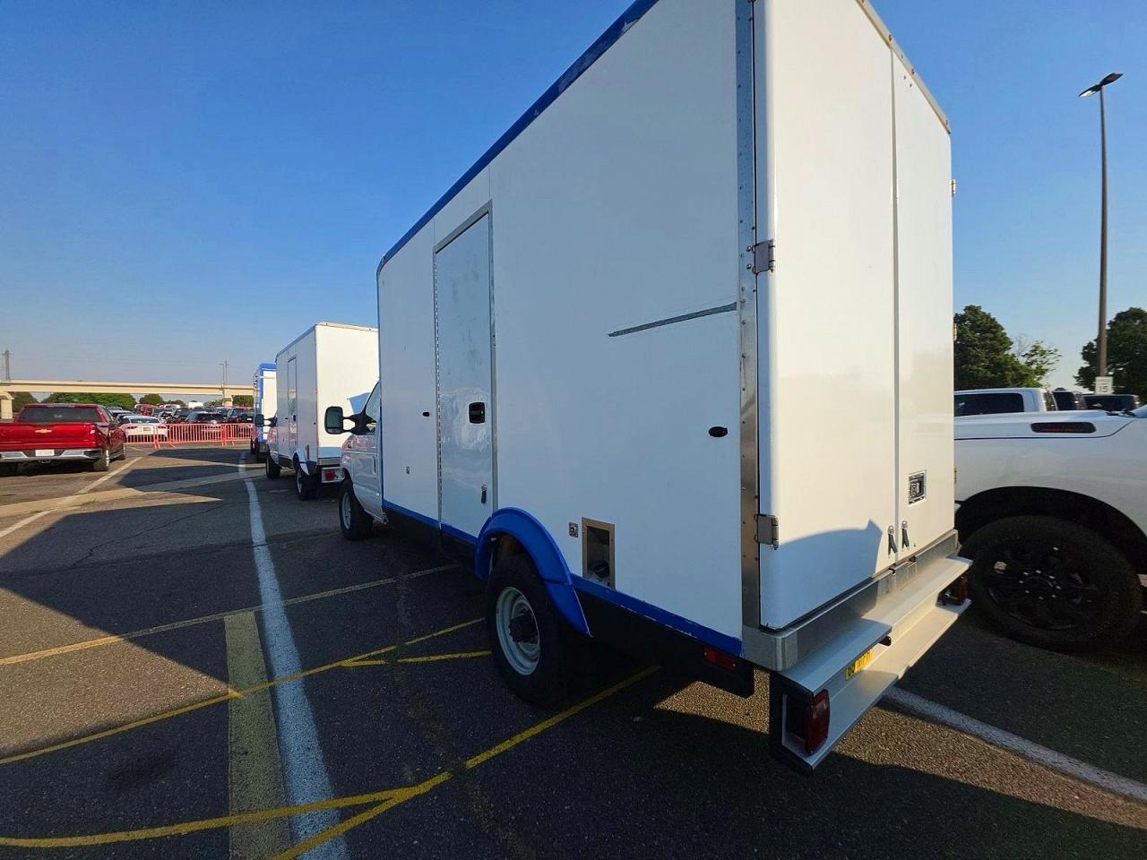 2023 Ford Econoline E350 Super Duty Cutaway Van - Image 3