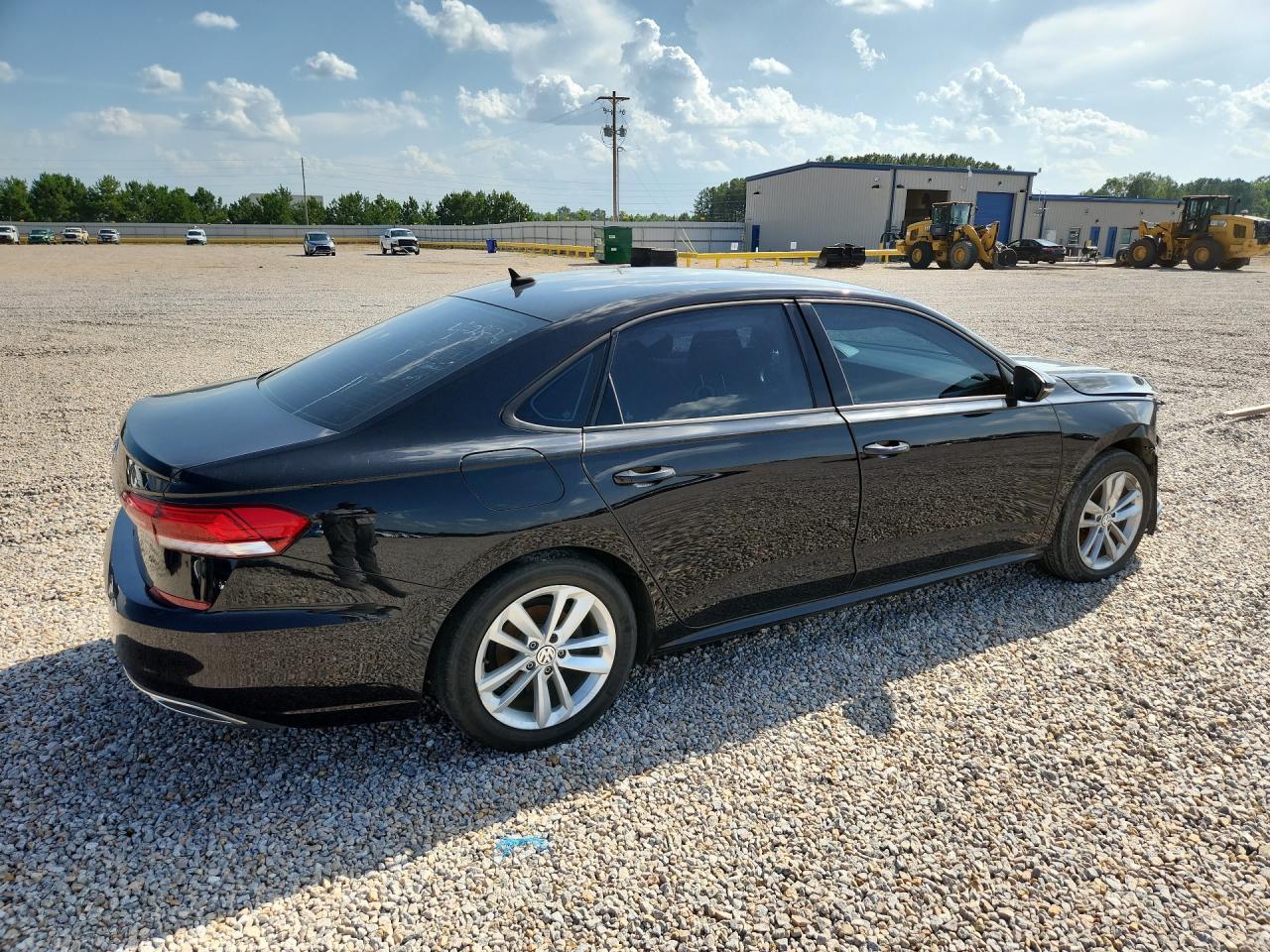 2020 Volkswagen Passat S - Image 3