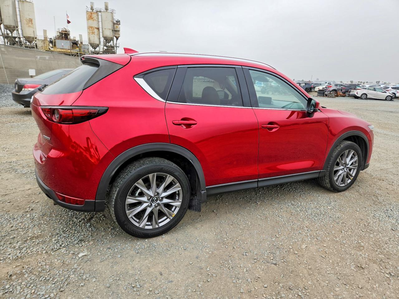 2021 Mazda Cx-5 Grand Touring - Image 3