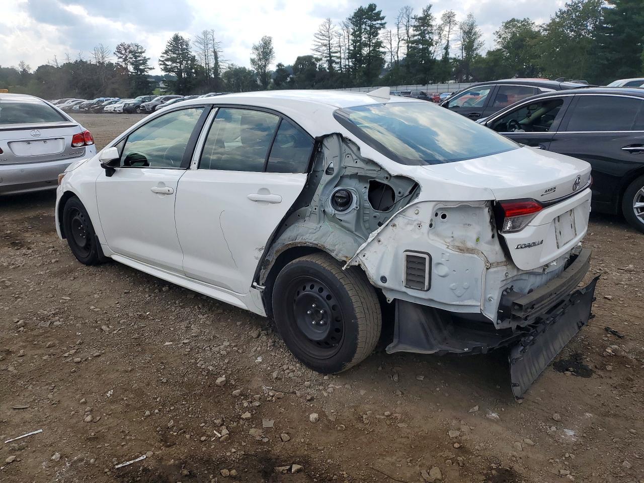 2020 Toyota Corolla Le - Image 2