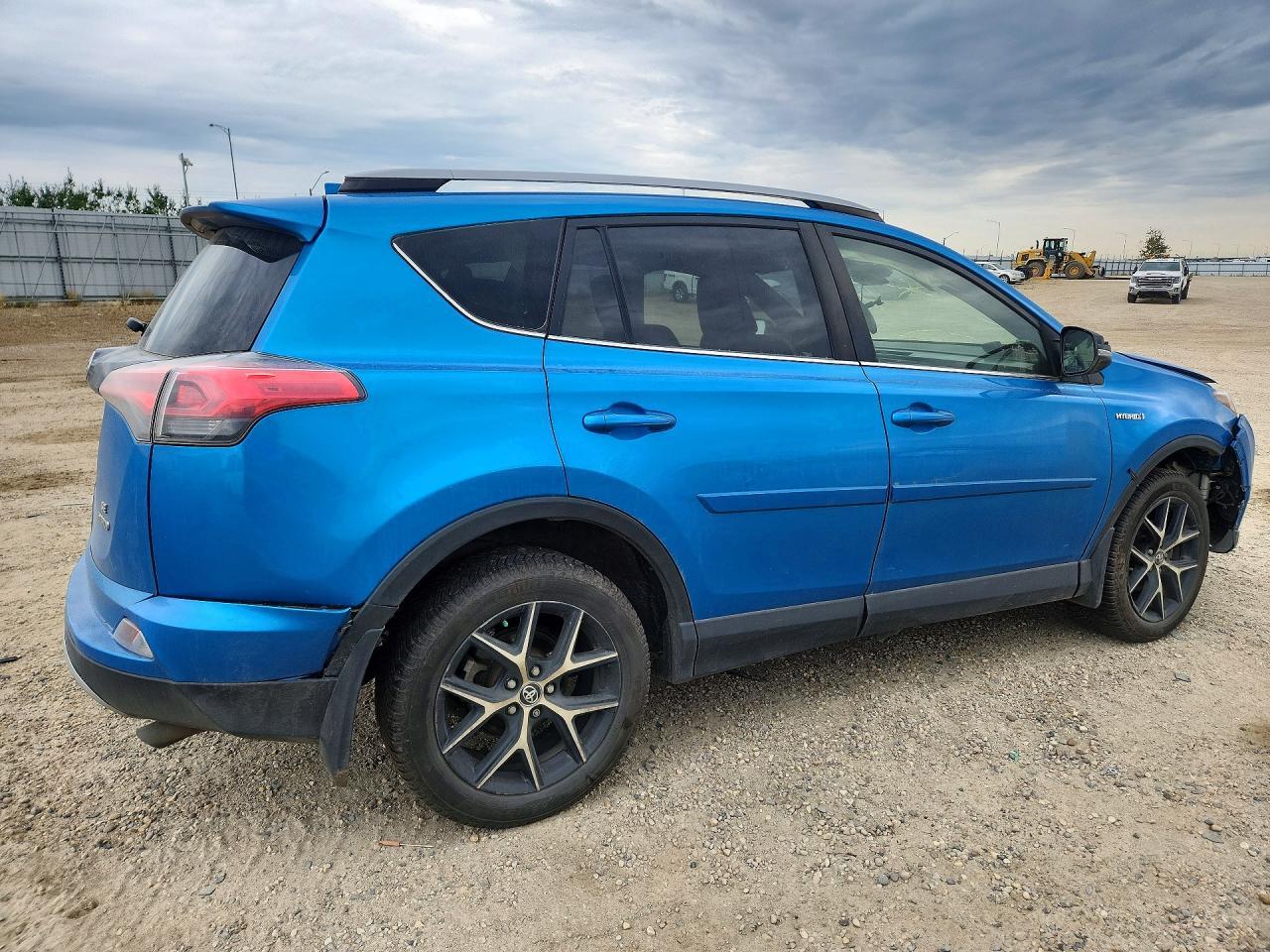 2018 Toyota Rav4 Hv Se - Фото 3