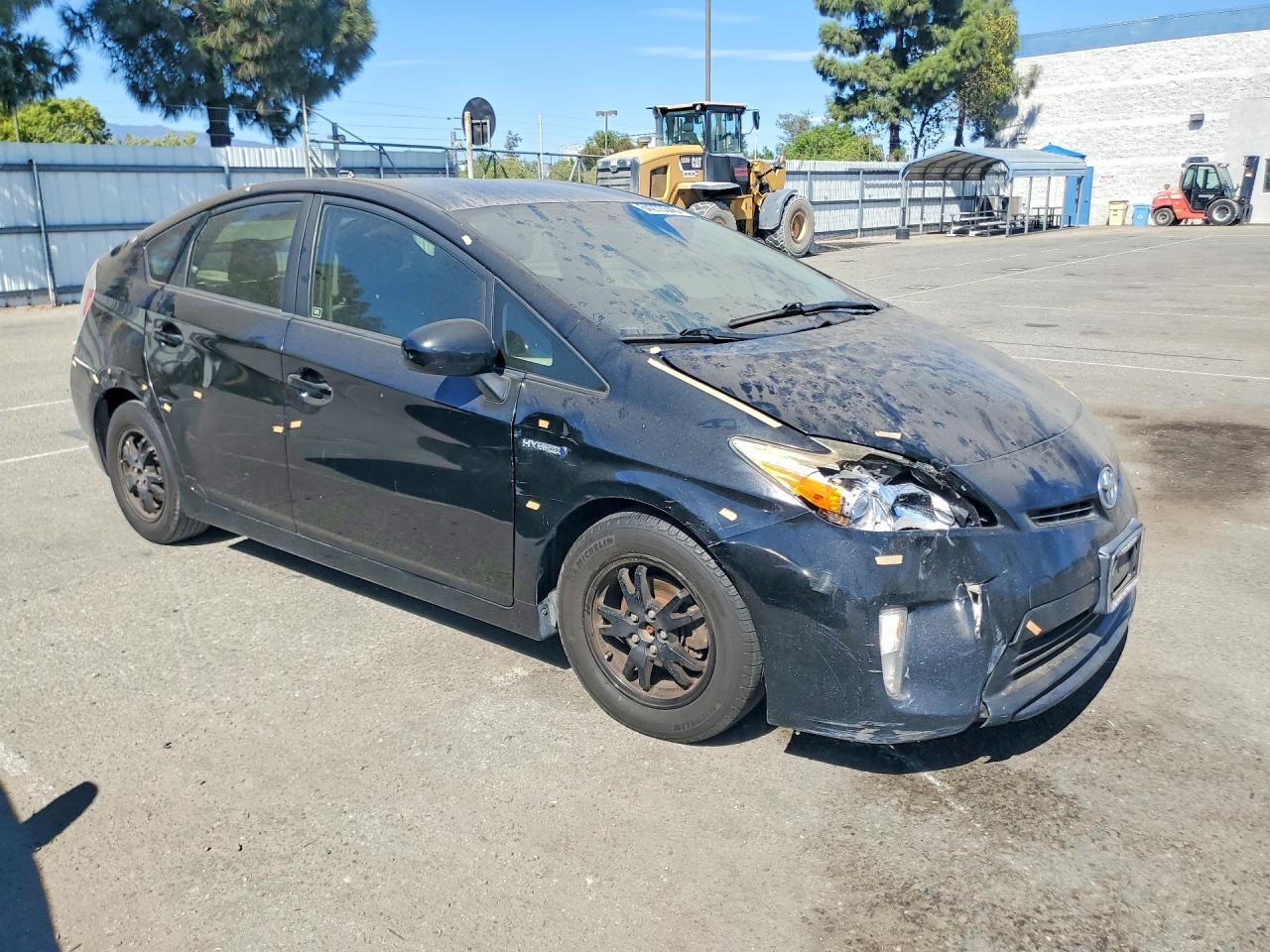 2015 Toyota Prius Three - Фото 4
