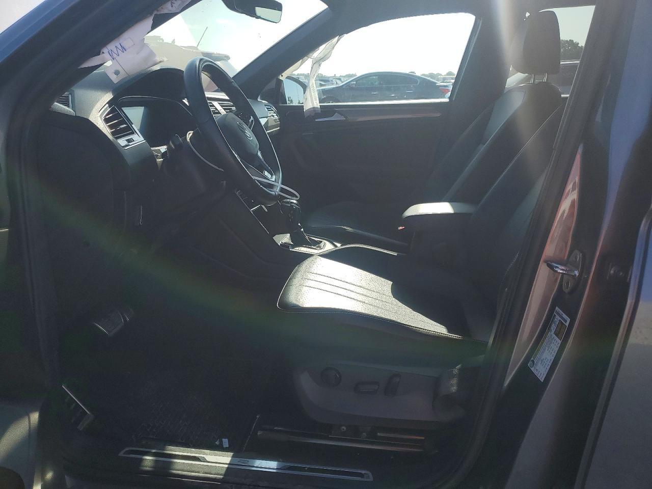 2023 Volkswagen Tiguan Se R-Line Black - Фото 7