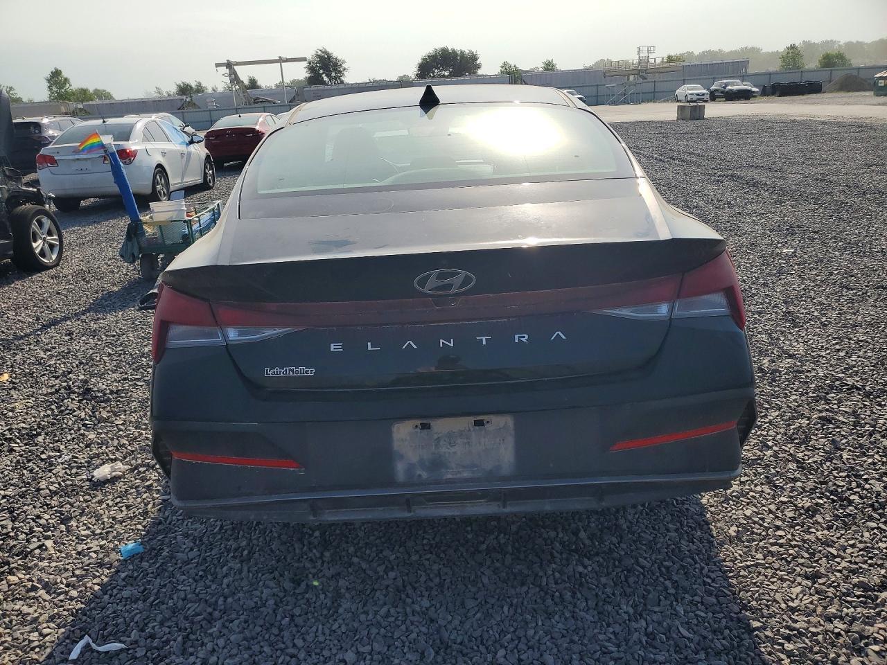 2024 Hyundai Elantra Sel - Фото 6