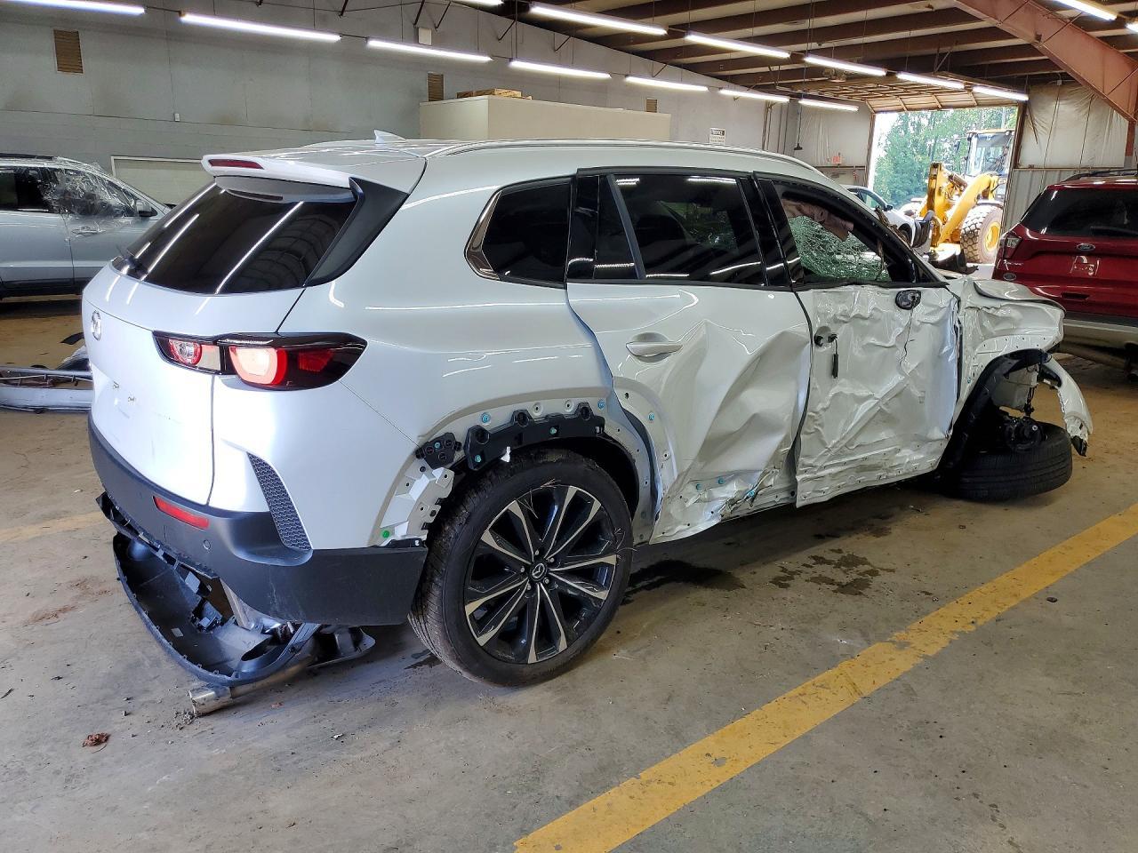 2026 Mazda Cx-50 Premium - Фото 3