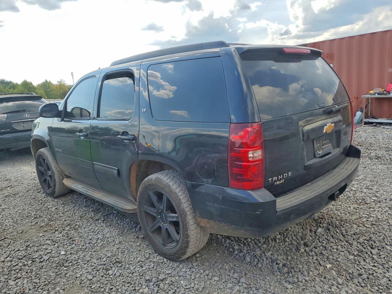 2010 Chevrolet Tahoe C1500 Lt - Фото 2
