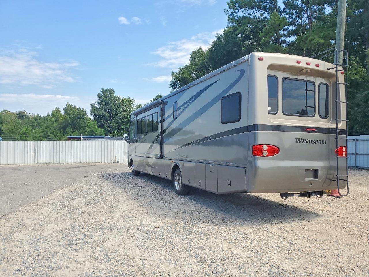 2004 Ford Wind Sport Rv - Фото 3