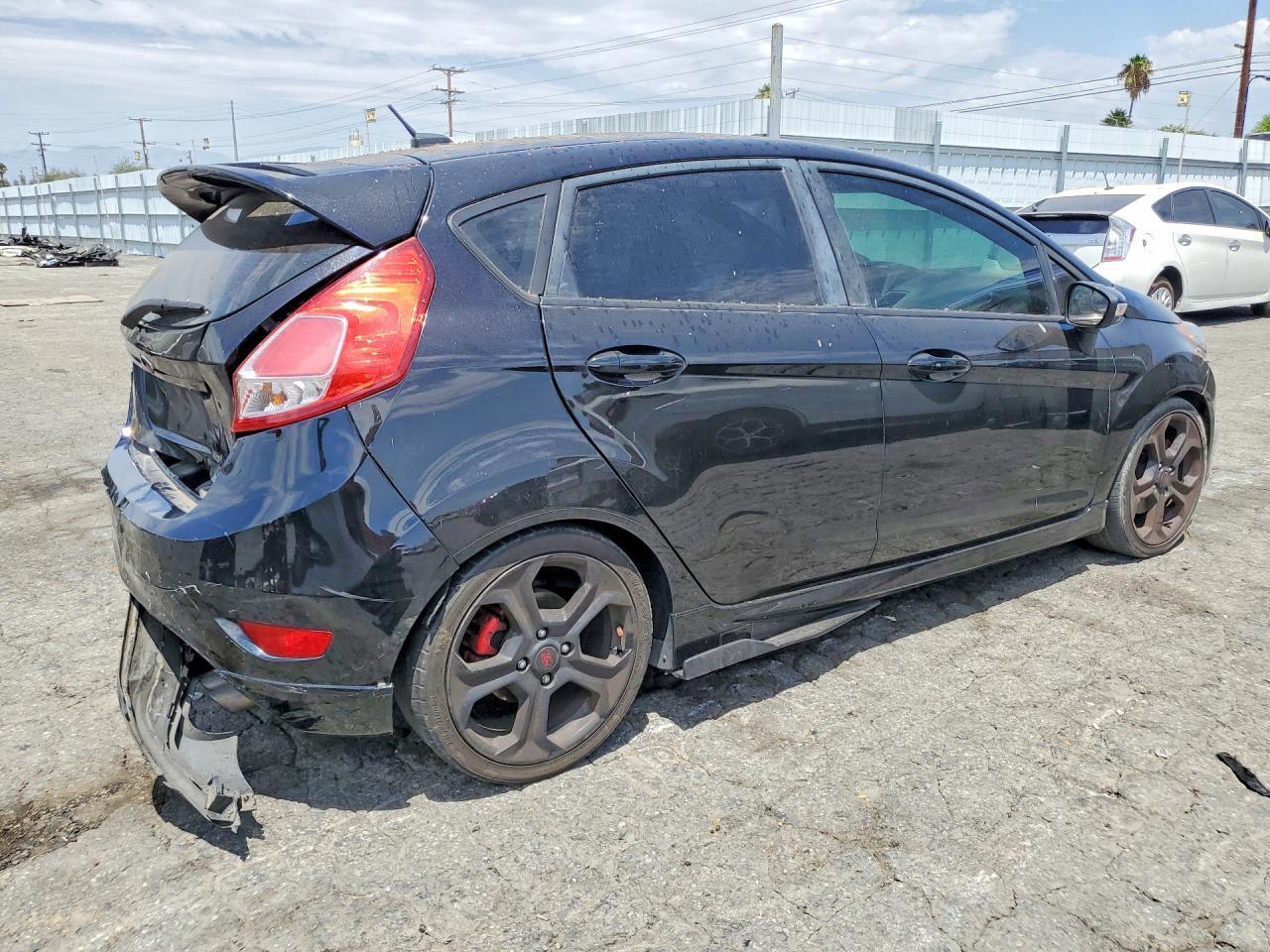 2017 Ford Fiesta - Image 3