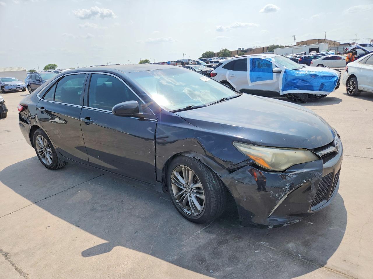 2016 Toyota Camry Se - Image 4