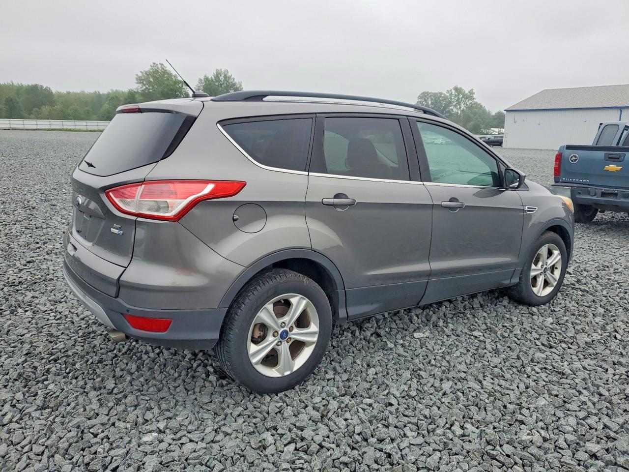 2014 Ford Escape Se - Image 3