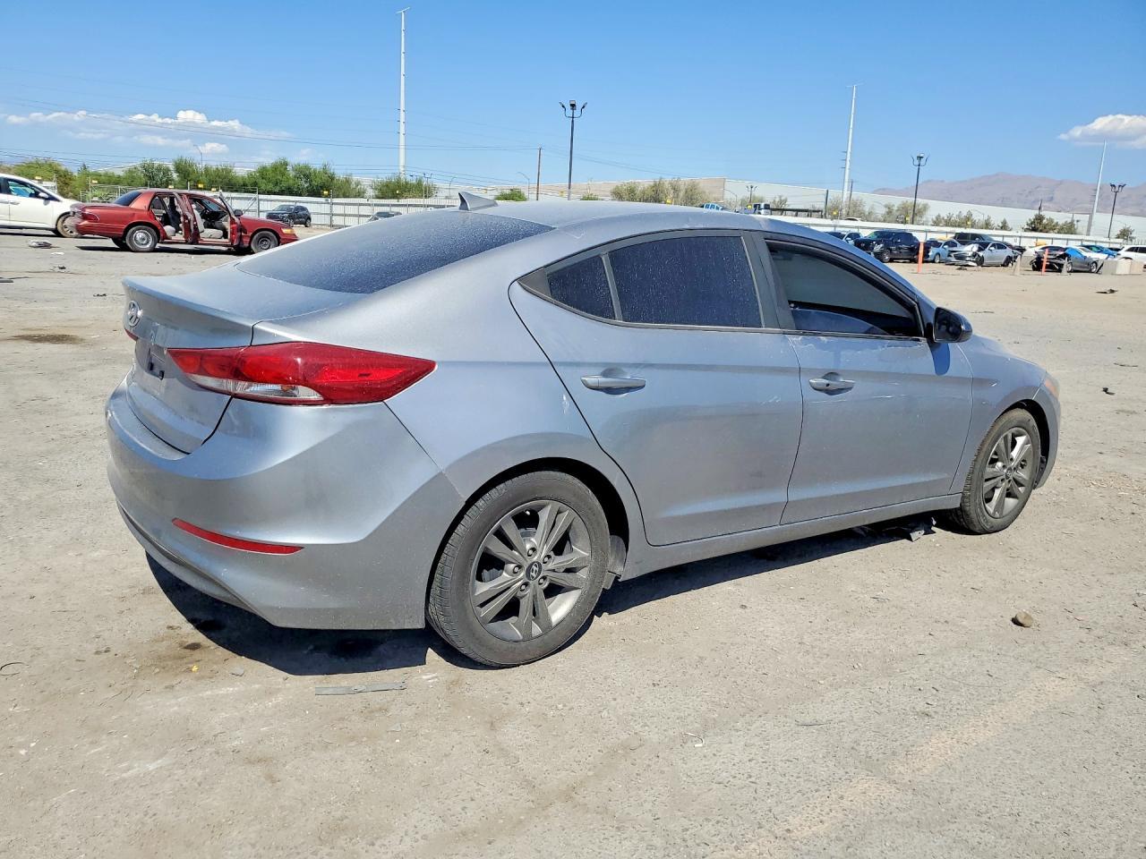 2017 Hyundai Elantra Se - Фото 3
