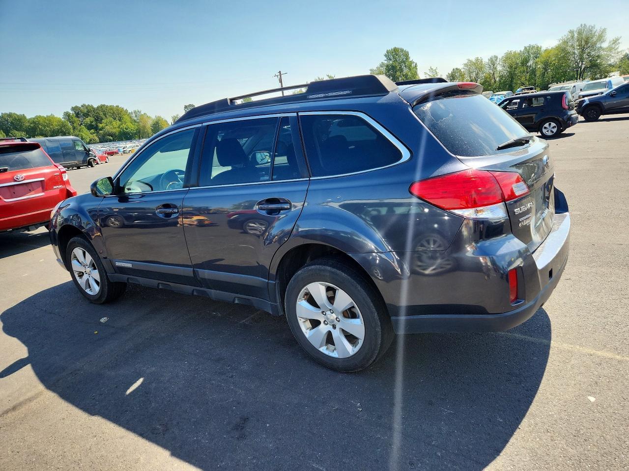 2012 Subaru Outback 2.5I Premium - Image 2