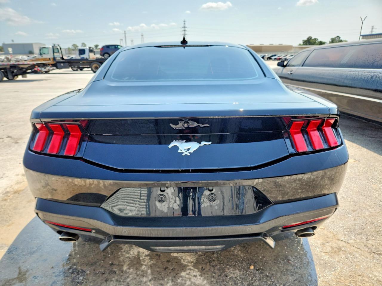 2024 Ford Mustang - Фото 6