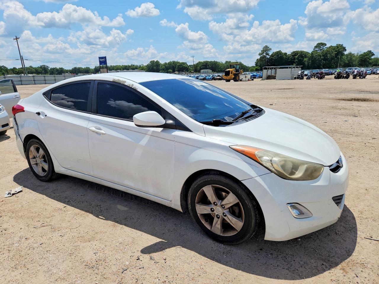 2013 Hyundai Elantra Gls - Фото 4