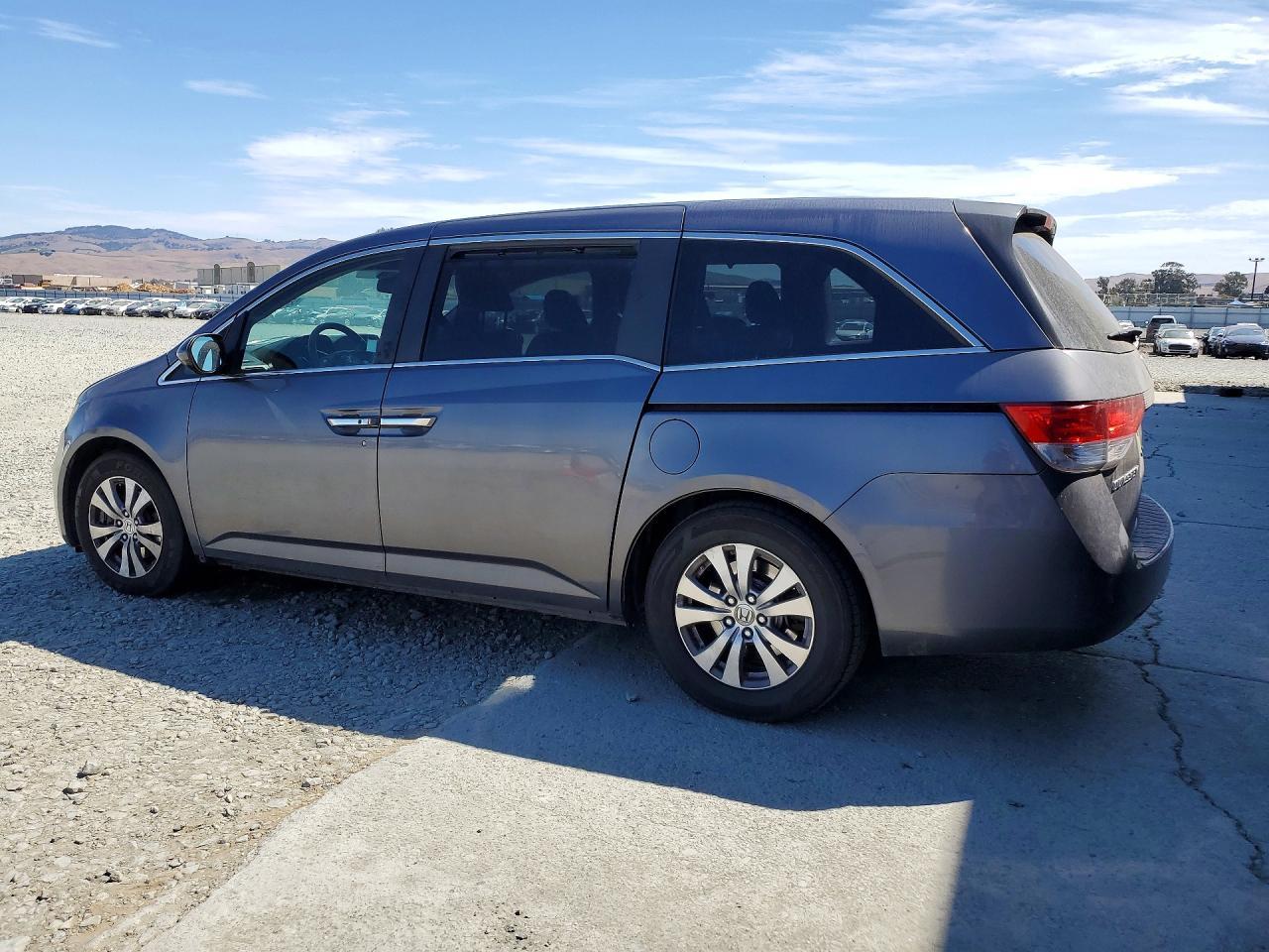 2015 Honda Odyssey Exl - Фото 2