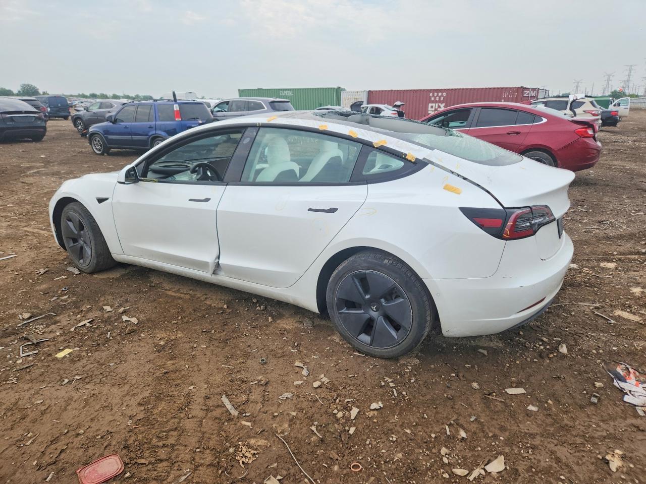 2022 Tesla Model 3 - Фото 2