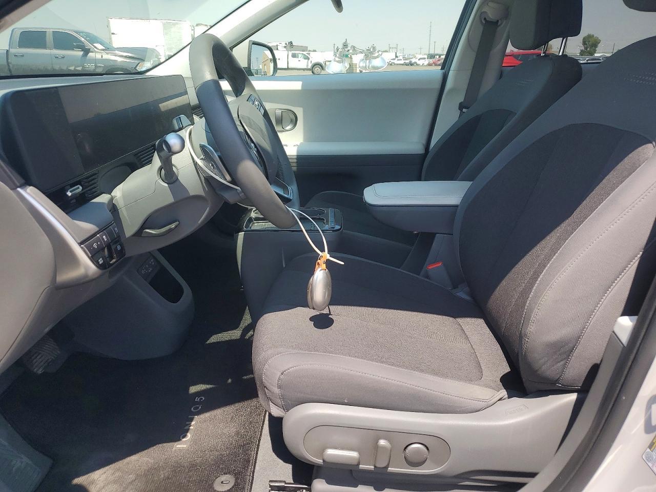 2025 Hyundai Ioniq 5 Se - Фото 7