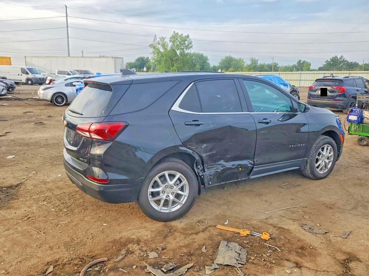 2024 Chevrolet Equinox Lt - Фото 3