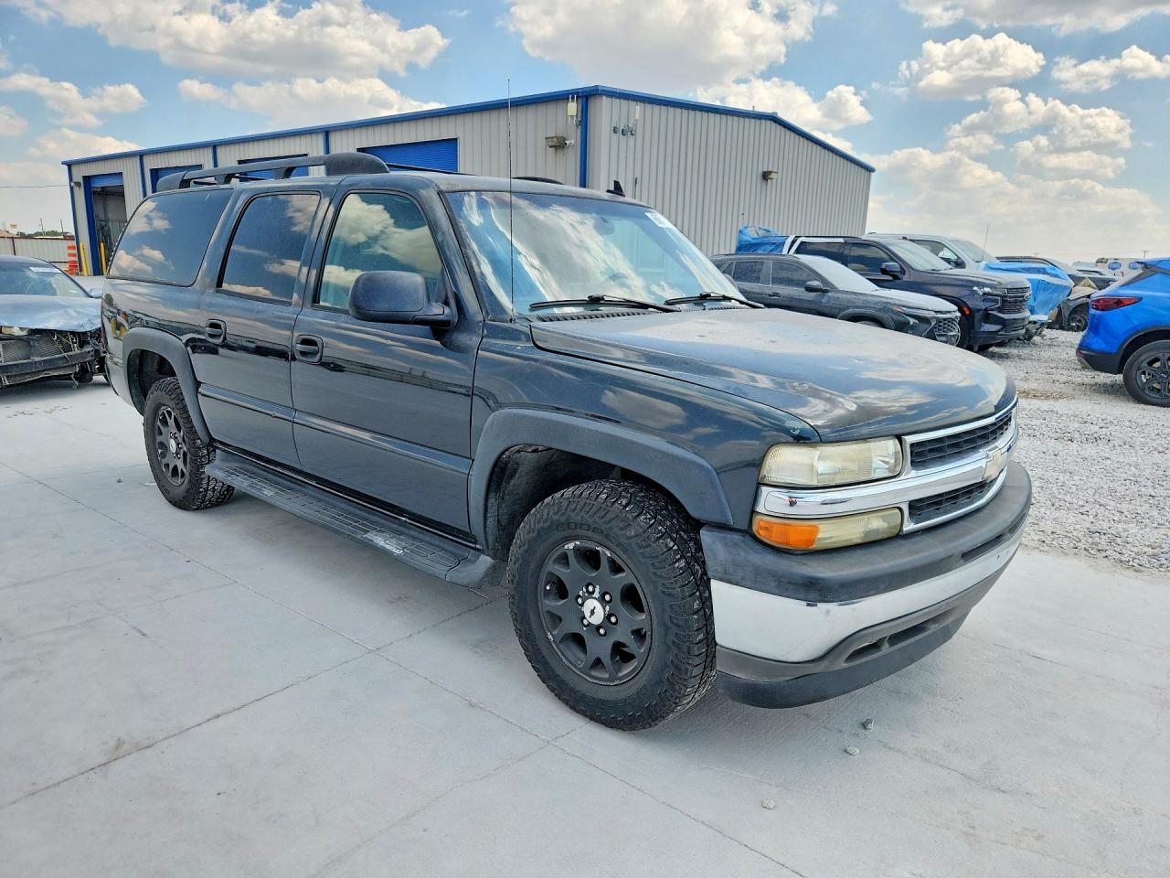 2006 Chevrolet Suburban C1500 - Image 4