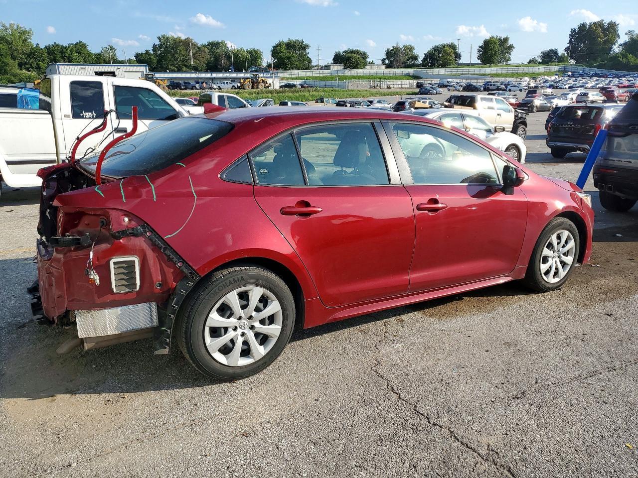 2022 Toyota Corolla Le - Фото 3