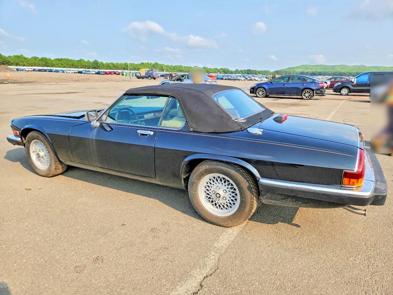 1989 Jaguar Xjs - Image 2